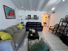 11028 SW 123rd Pl, Miami FL 33186