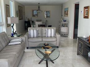 3200 Collins Ave 101, Miami Beach FL 33140