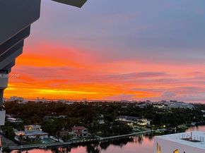 3200 Collins Ave 101, Miami Beach FL 33140