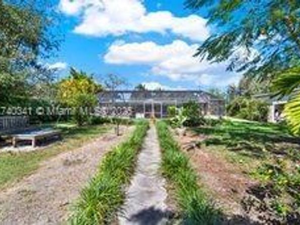 11624 SW 93rd St, Miami FL 33176