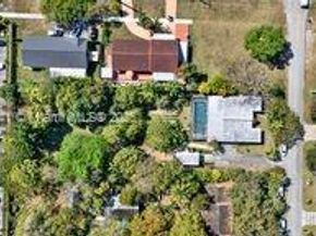 11624 SW 93rd St, Miami FL 33176