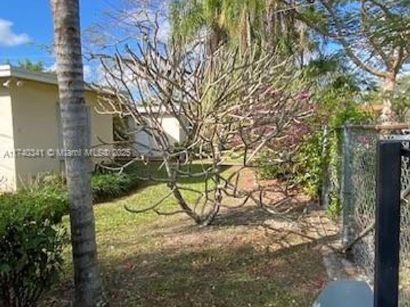 11624 SW 93rd St, Miami FL 33176