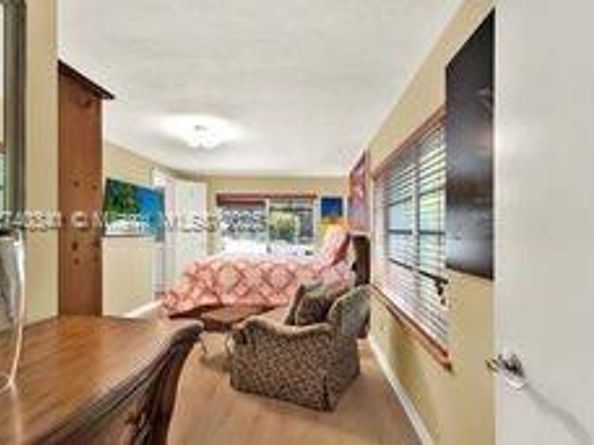 11624 SW 93rd St, Miami FL 33176