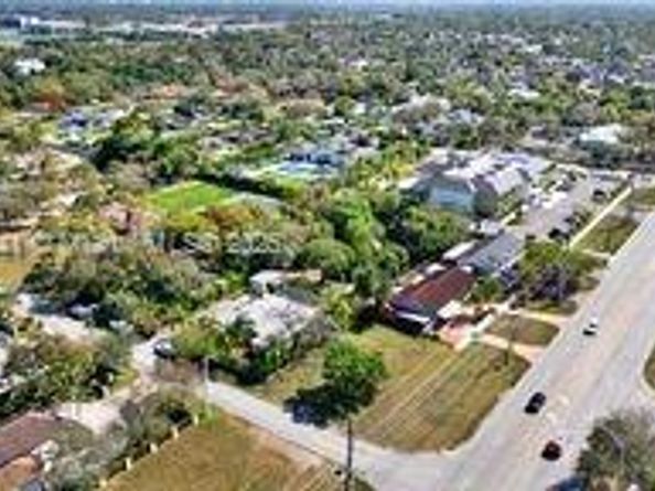 11624 SW 93rd St, Miami FL 33176
