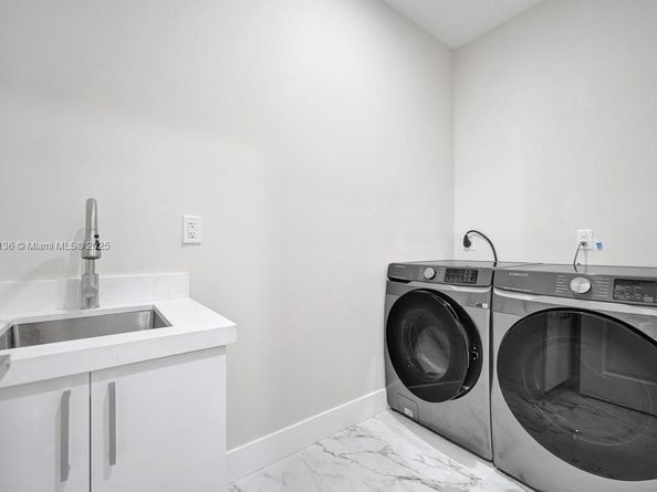 1101 NE 16th Ter 1, Fort Lauderdale FL 33304