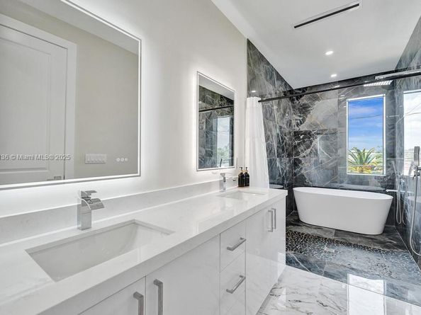1101 NE 16th Ter 1, Fort Lauderdale FL 33304