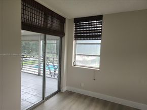 1900 Sabal Palm Dr 305, Davie FL 33324