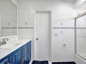 4100 Bayview Dr, Fort Lauderdale FL 33308