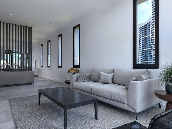 Undisclosed Address #A11979185, Miami Beach FL 33139