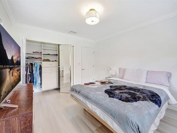 11230 SW 69th Ct, Pinecrest FL 33156