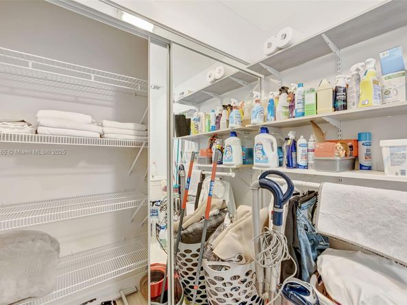 11230 SW 69th Ct, Pinecrest FL 33156