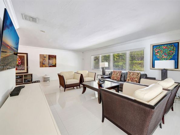 11230 SW 69th Ct, Pinecrest FL 33156