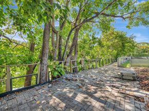 11230 SW 69th Ct, Pinecrest FL 33156