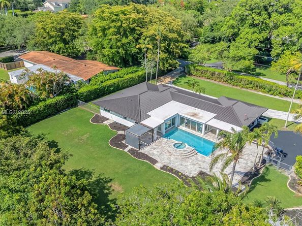 11230 SW 69th Ct, Pinecrest FL 33156