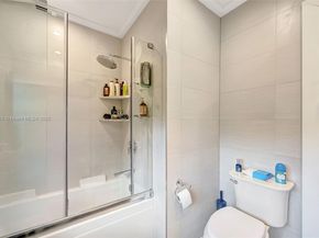 11230 SW 69th Ct, Pinecrest FL 33156