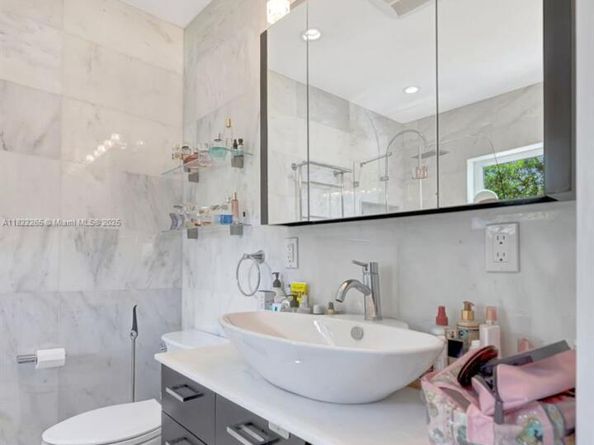 11230 SW 69th Ct, Pinecrest FL 33156