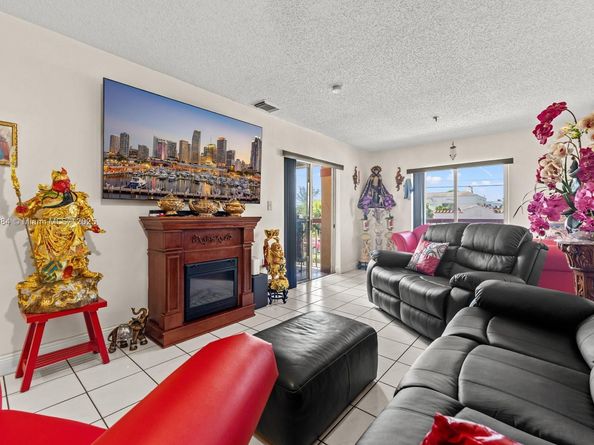 1699 SW 7th St  203, Miami FL 33135