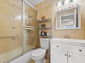 1699 SW 7th St  203, Miami FL 33135