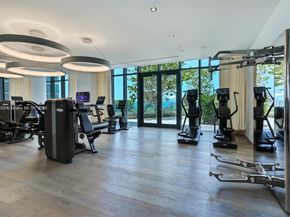 650 NE 32nd St 2101, Miami FL 33137
