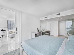 650 NE 32nd St 2101, Miami FL 33137