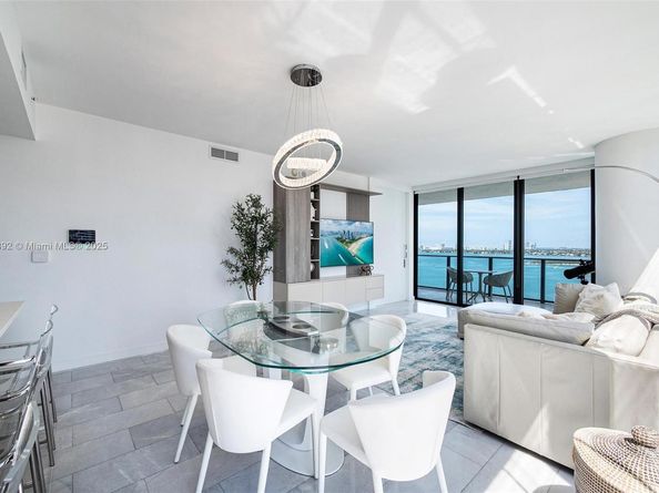 650 NE 32nd St 2101, Miami FL 33137