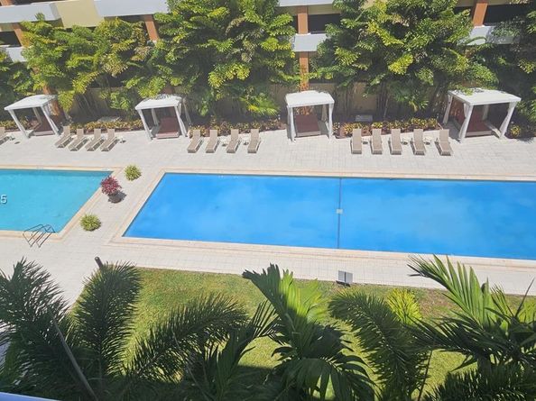 2775 NE 187th St 424, Aventura FL 33180