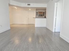 2775 NE 187th St 424, Aventura FL 33180