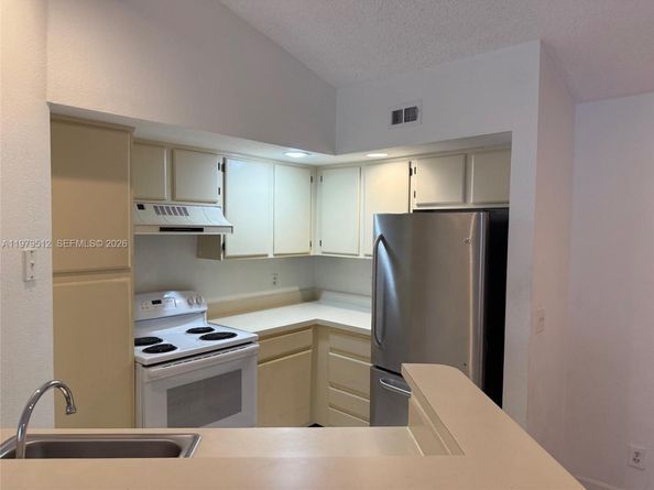 13090 Vista Isles Dr. 126, Sunrise FL 33325