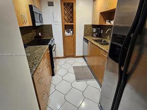 900 Bay Dr 311, Miami Beach FL 33141