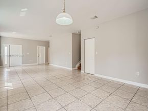 1107 NE 41st Ave, Homestead FL 33033