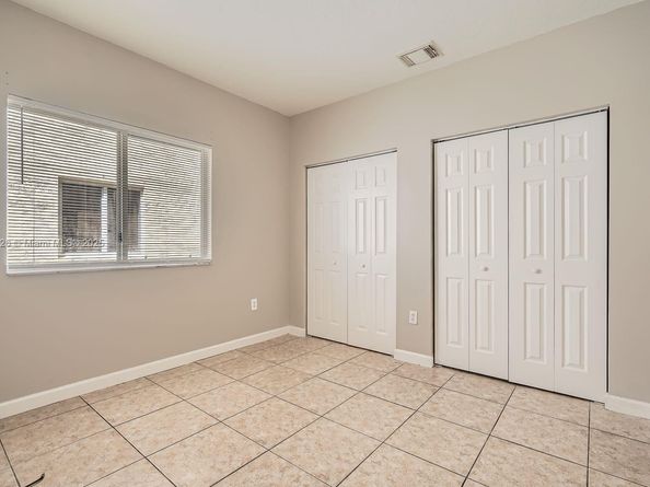 1107 NE 41st Ave, Homestead FL 33033