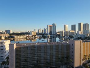 401 Golden Isles Dr 1114, Hallandale Beach FL 33009