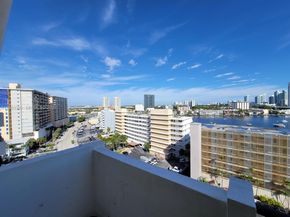 401 Golden Isles Dr 1114, Hallandale Beach FL 33009