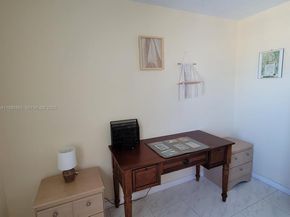 401 Golden Isles Dr 1114, Hallandale Beach FL 33009