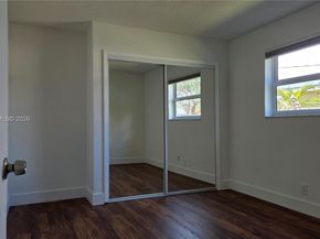 1245 Coral Ln, Hollywood FL 33019