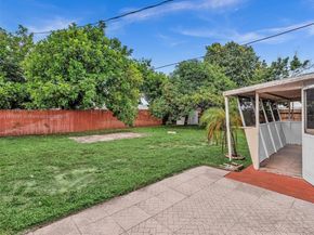 7011 Scott St, Hollywood FL 33024