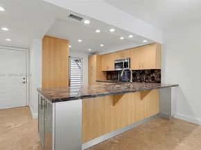 523 NE 38th St 6, Miami FL 33137