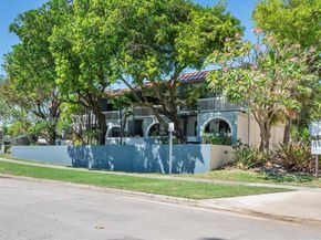 523 NE 38th St 6, Miami FL 33137