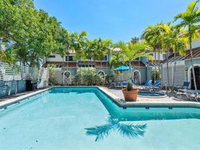 523 NE 38th St 6, Miami FL 33137