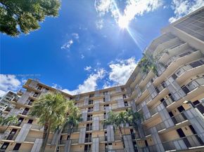 3301 N Country Club Dr 410, Aventura FL 33180