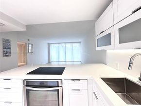 3301 N Country Club Dr 410, Aventura FL 33180