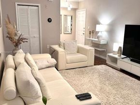 220 SW 116th Ave 15201, Pembroke Pines FL 33025