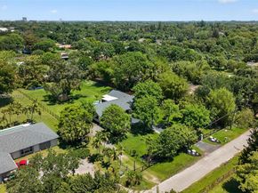 14755 SW 18th Ct, Davie FL 33325