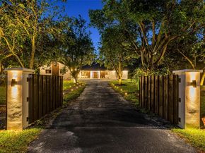 14755 SW 18th Ct, Davie FL 33325