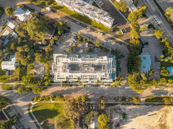 13800 Highland Dr 504, North Miami Beach FL 33181