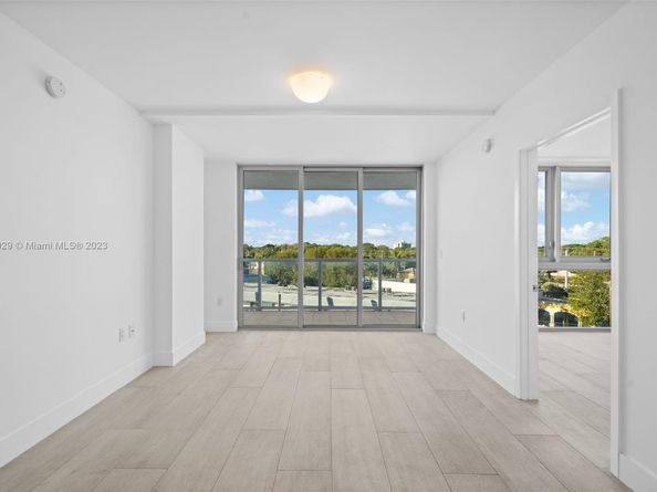 13800 Highland Dr 504, North Miami Beach FL 33181