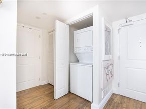 111 E Flagler St 708, Miami FL 33131