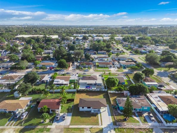 3310 NW 172nd Ter, Miami Gardens FL 33056