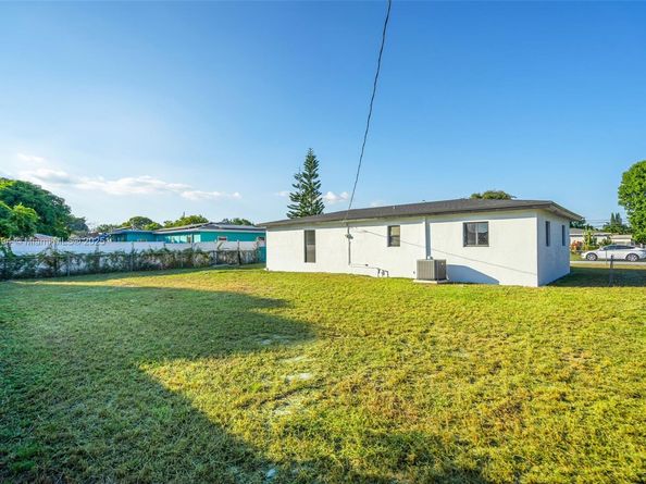 3310 NW 172nd Ter, Miami Gardens FL 33056