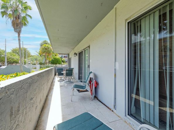 7401 SW 82nd St 109S, Miami FL 33143